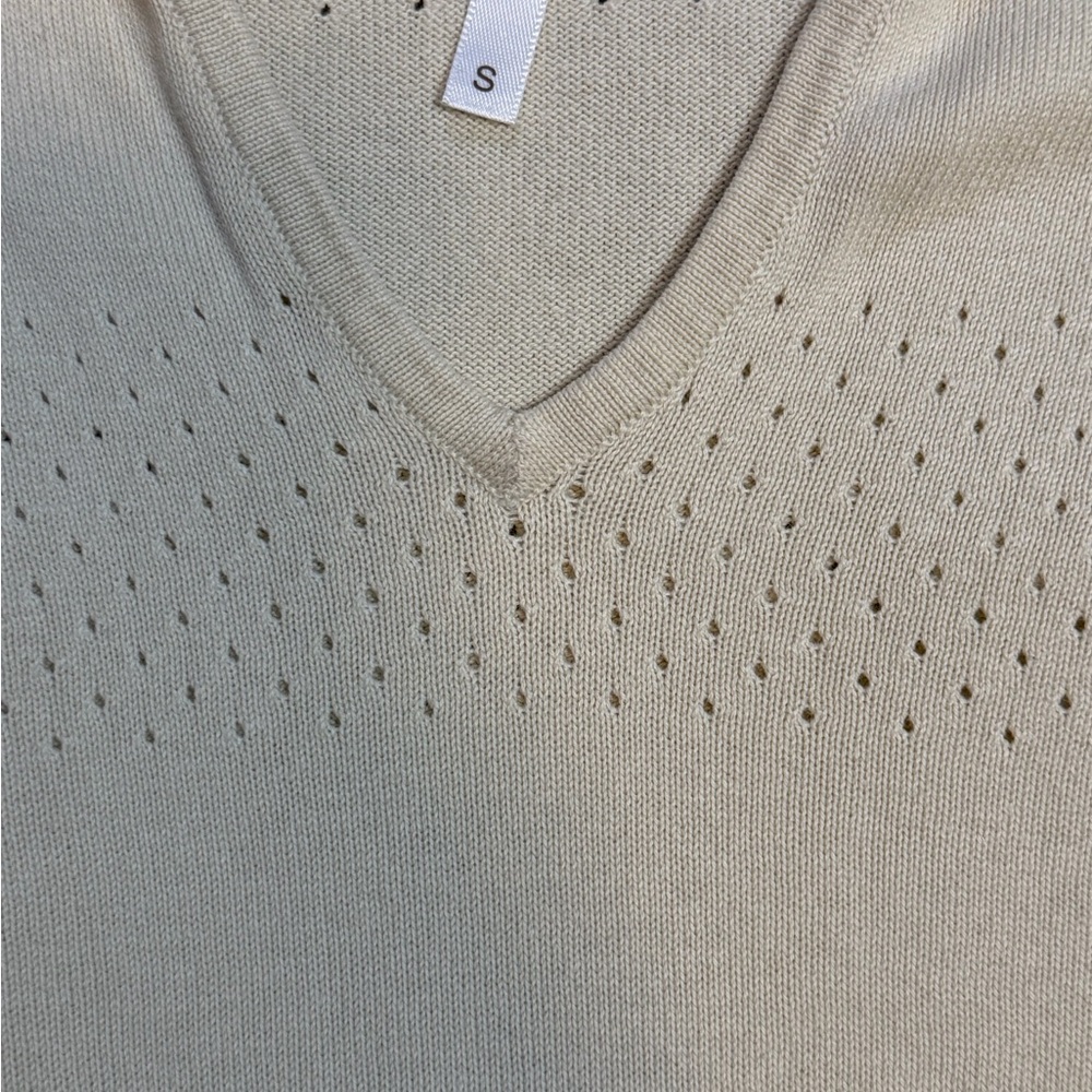 Lolë women’s small Hooded Sweater beige - Picture 6 of 7